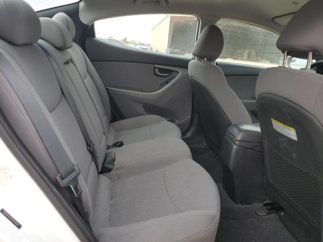 5NPDH4AE6GH659984 Hyundai ELANTRA SE