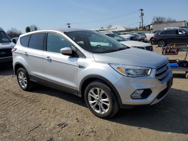 1FMCU9GD3HUB94022 Ford ESCAPE SE