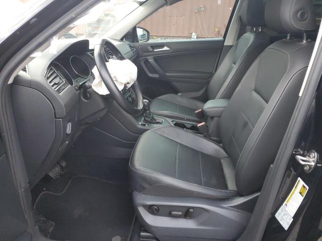 3VV3B7AX5KM084975 Volkswagen TIGUAN SE