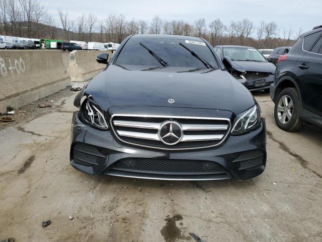WDDZF4KB5KA610295 Mercedes-Benz E 300 4matic