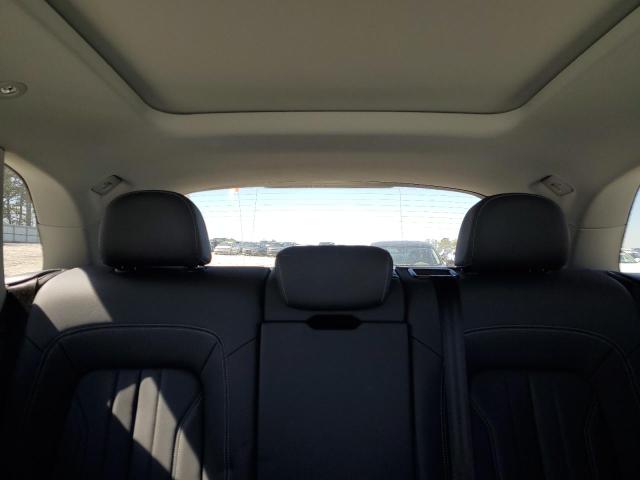 WA1BAAFY8M2081990 Audi Q5 Premium Plus