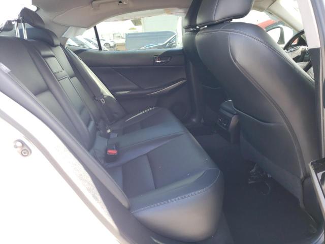 JTHBA1D2XG5038063 Lexus IS 200T