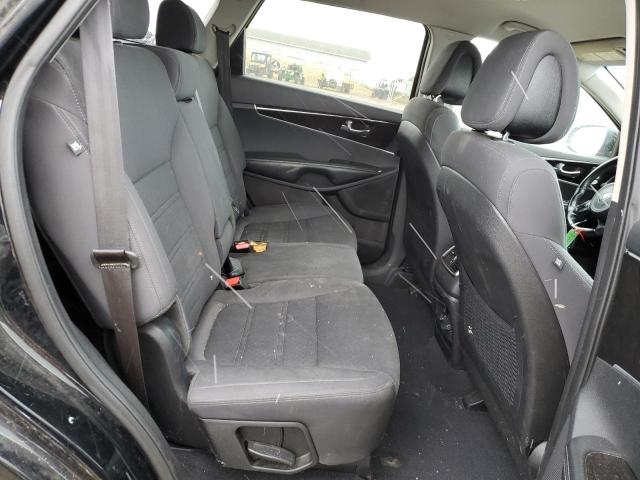 5XYPGDA51GG005675 KIA SORENTO LX