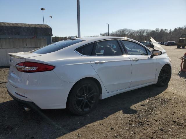 3FA6P0HD5LR261261 Ford FUSION SE