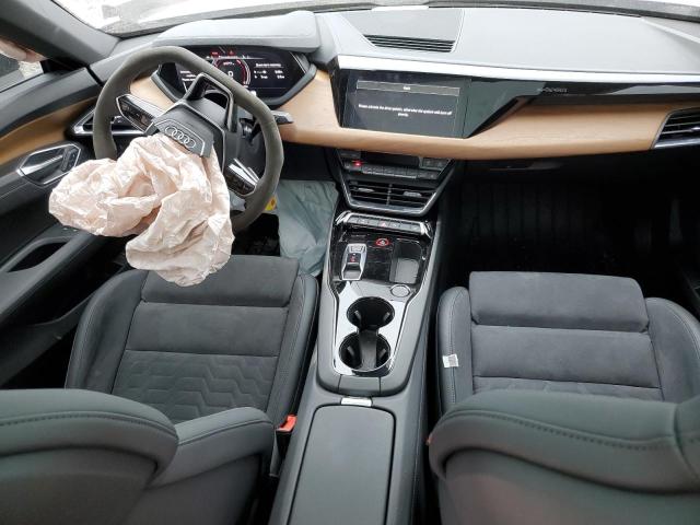 WAUFJBFW2N7008708 Audi E-tron Gt Premium Plus