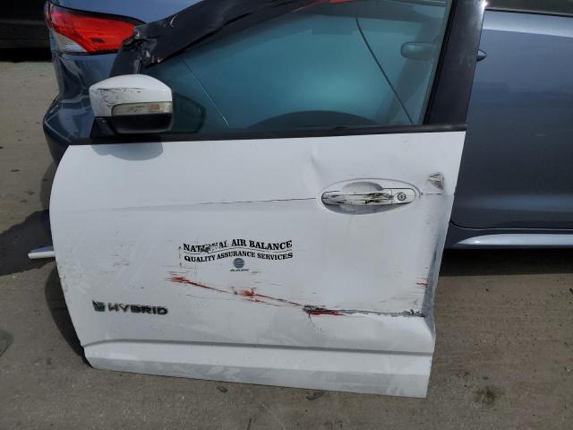 1FADP5AU8GL108098 Ford C-MAX SE