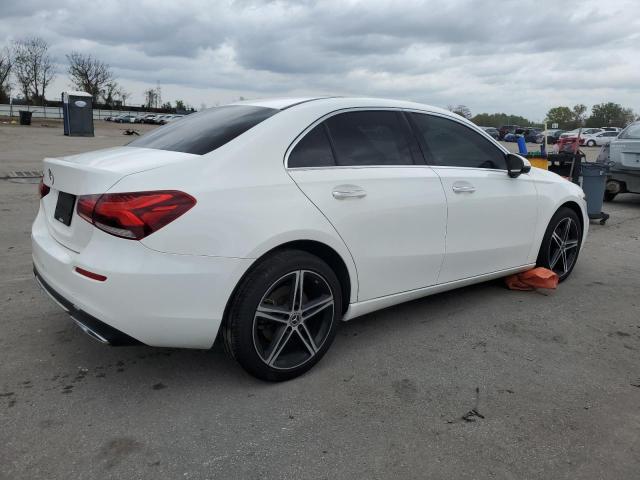 WDD3G4EB9KW012793 Mercedes-Benz A 220