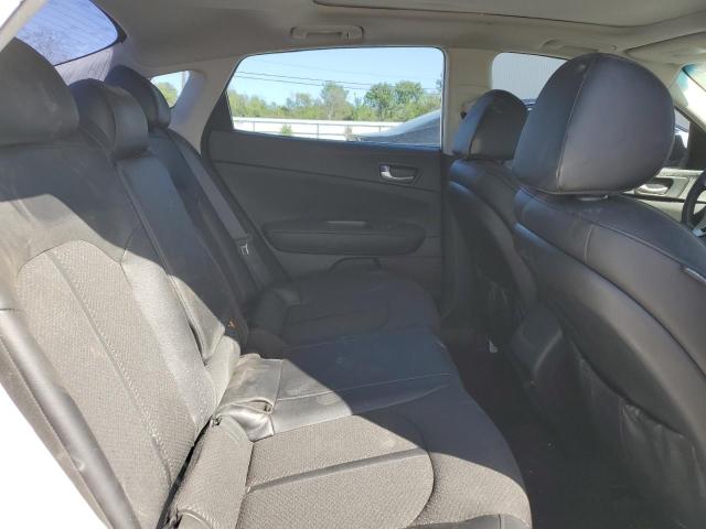 5XXGT4L34JG243975 KIA Optima Lx