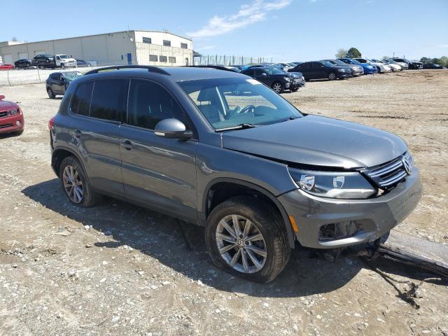 WVGAV7AX4FW609409 Volkswagen TIGUAN S