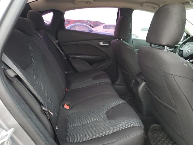 1C3CDFAA2FD362719 Dodge DART SE