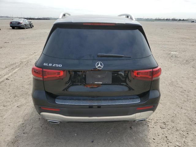 W1N4M4GBXLW015636 Mercedes-Benz GLB 250