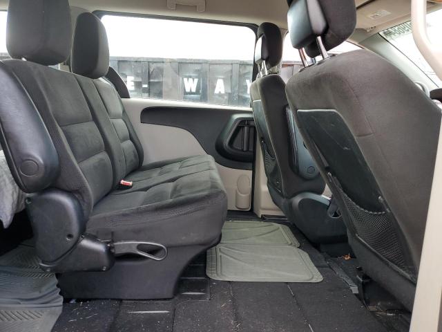 2C4RDGBG9FR615708 Dodge Grand Caravan Se