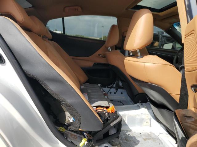58ADA1C19RU037258 Lexus Es 300h Base