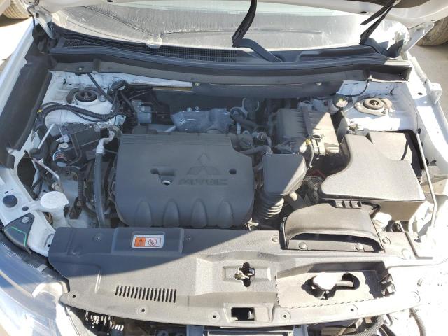 JA4AD3A35LZ040264 Mitsubishi Outlander Se