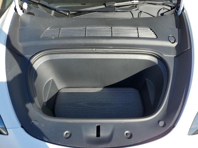 7SAYGAEE7PF825489 Tesla Model Y