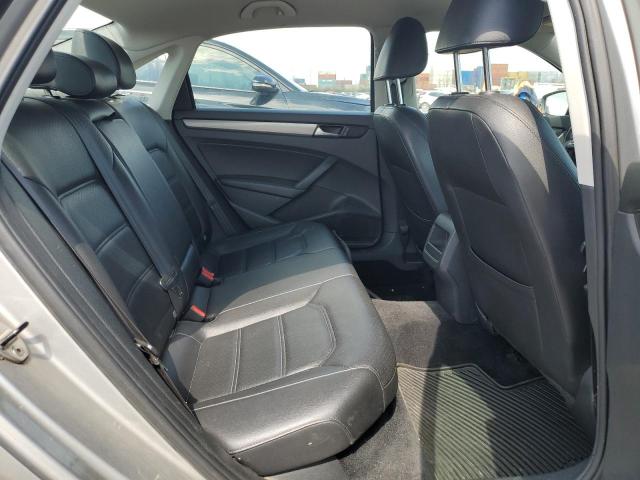1VWAT7A30EC100325 Volkswagen PASSAT S