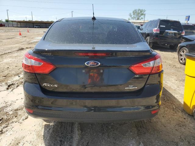1FADP3F2XEL390057 Ford FOCUS SE
