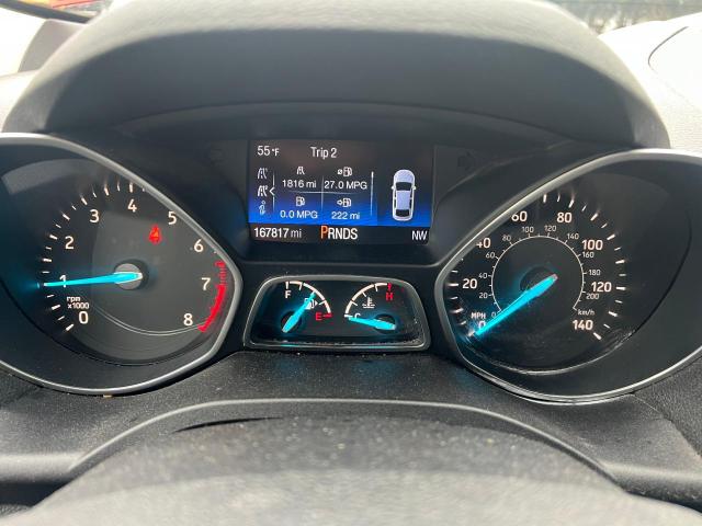 1FMCU9GDXHUF00701 Ford ESCAPE SE