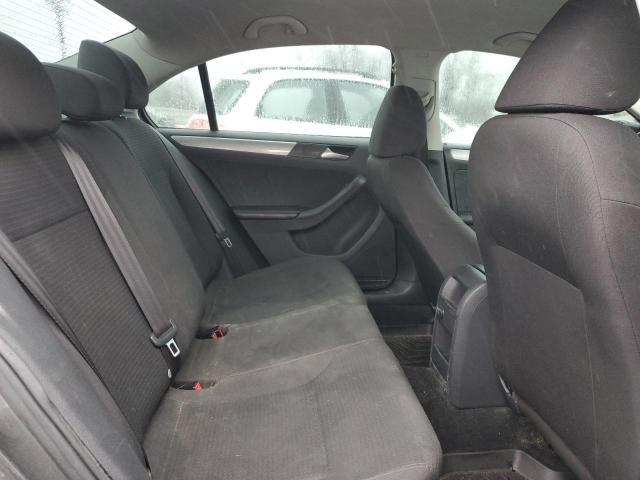 3VWD67AJ5GM276176 Volkswagen JETTA SE