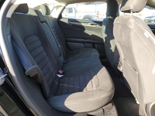 3FA6P0HD7HR328238 Ford FUSION SE