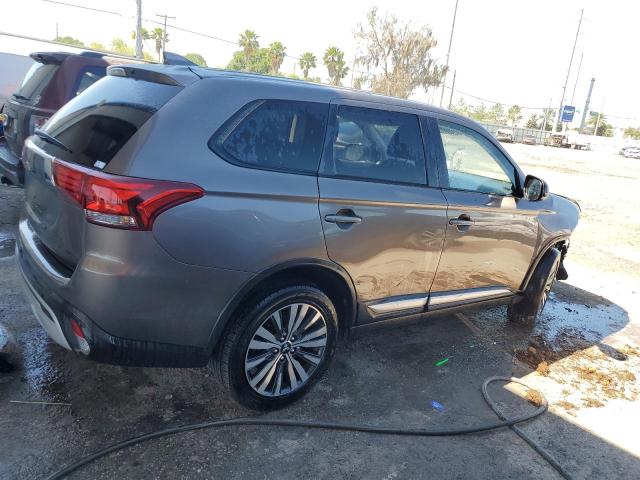 JA4AD2A3XLZ033806 Mitsubishi Outlander Es