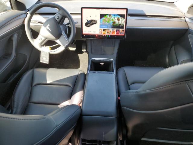 5YJ3E1EA1MF076792 Tesla 2021