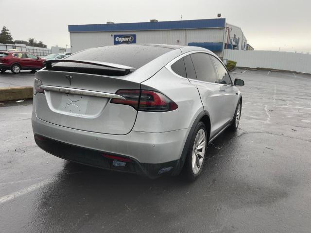 5YJXCAE2XHF051959 Tesla MODEL X