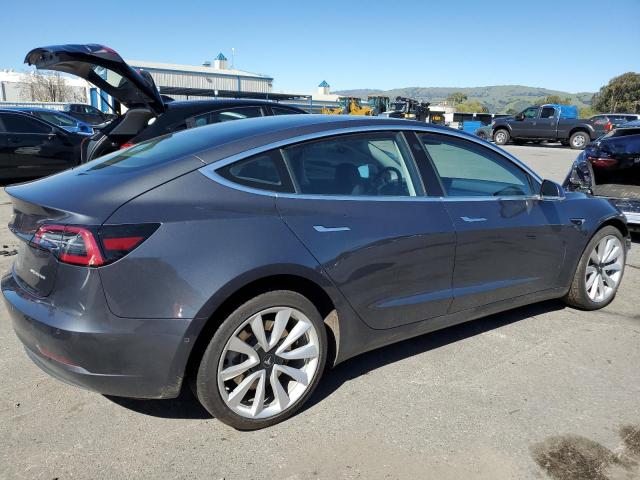 5YJ3E1EB3JF090729 Tesla MODEL 3