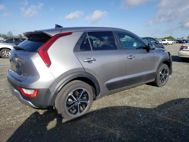 KNDCP3LE5P5070432 KIA NIRO LX
