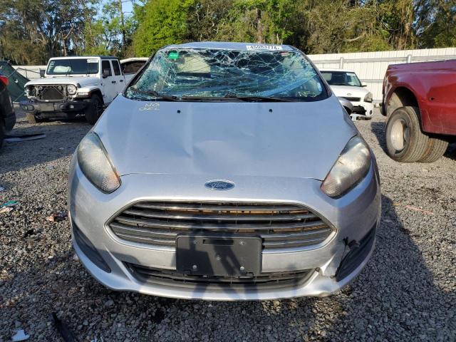 3FADP4BJ5JM108631 Ford FIESTA SE
