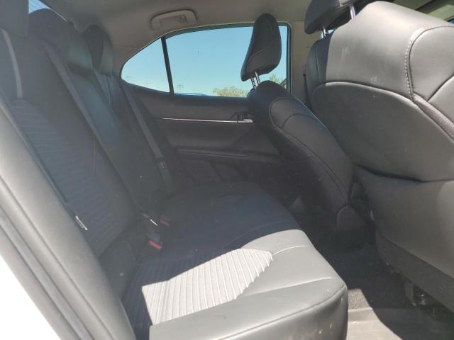 4T1B11HK6JU615739 Toyota CAMRY L