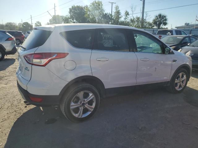 1FMCU0GX6GUC19998 Ford ESCAPE SE