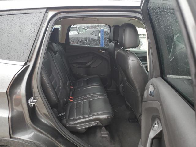 1FMCU0J94HUC68385 Ford Escape Titanium