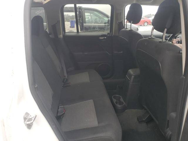 1C4NJPBB5GD716731 Jeep Patriot Sport