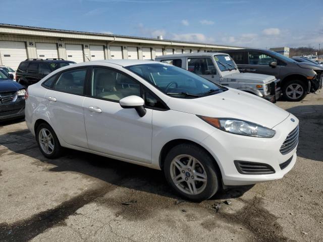 3FADP4BJ1KM101998 Ford FIESTA SE