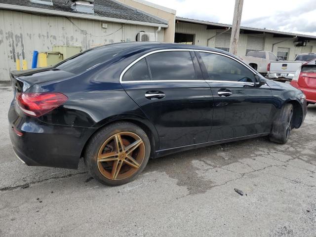 WDD3G4FB3KW034755 Mercedes-Benz A 220 4matic