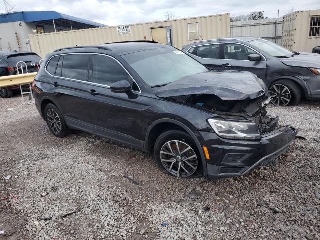 3VV3B7AX5KM084975 Volkswagen TIGUAN SE