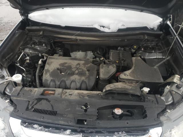 JA4AZ3A37JZ002257 Mitsubishi Outlander Se