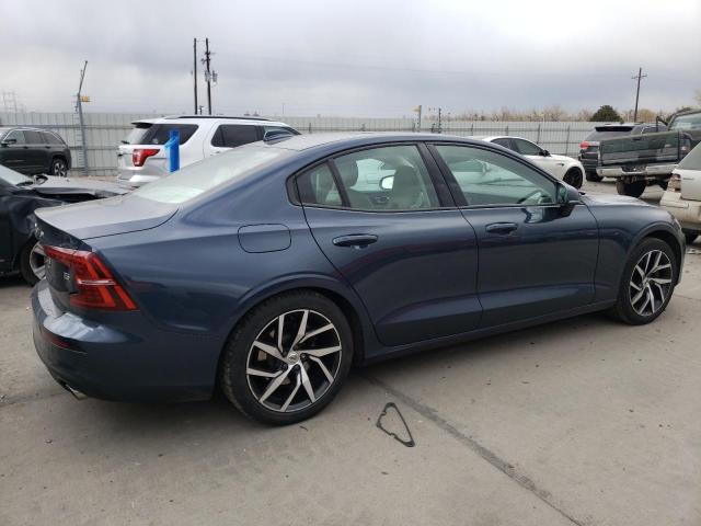 7JR102FK4KG012530 Volvo S60 T5 Momentum