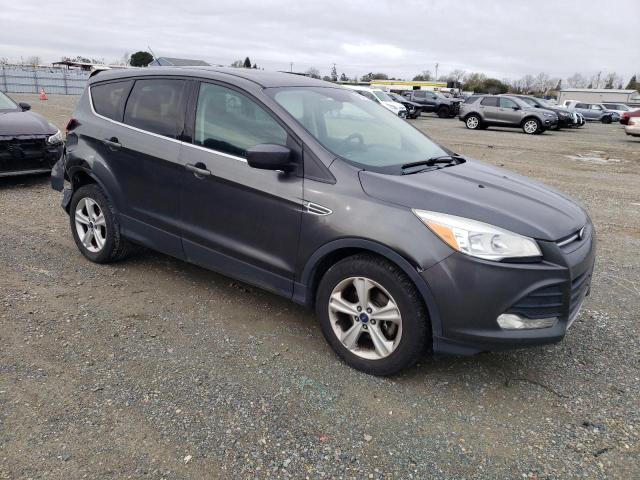 1FMCU9G94GUB16343 Ford ESCAPE SE