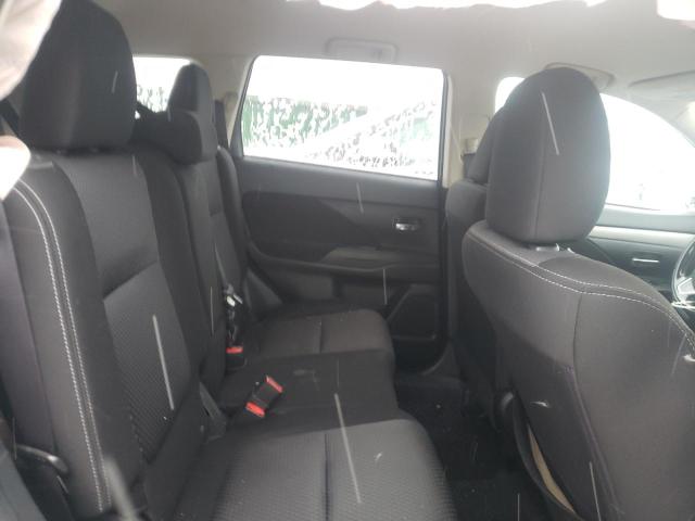 JA4AZ3A37JZ002257 Mitsubishi Outlander Se