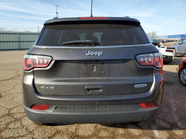 3C4NJDBB4JT131476 Jeep Compass Latitude