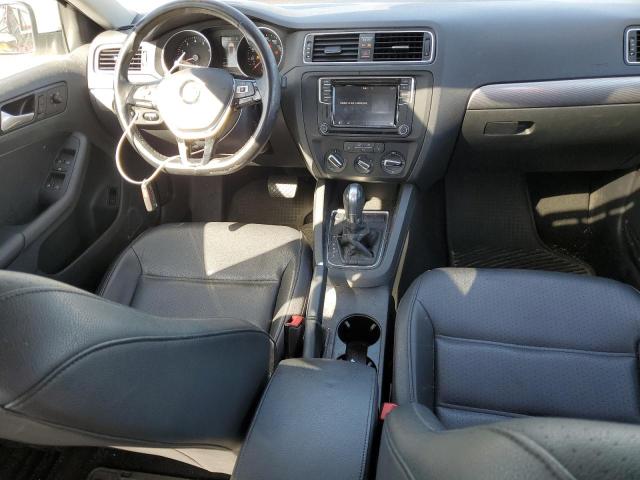 3VWDB7AJ2HM395266 Volkswagen JETTA SE