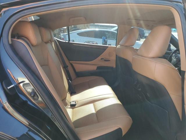 58ADA1C19NU015383 Lexus Es 300h Base