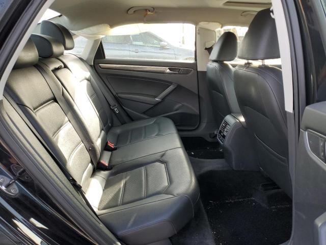 1VWGT7A32HC066158 Volkswagen PASSAT SE