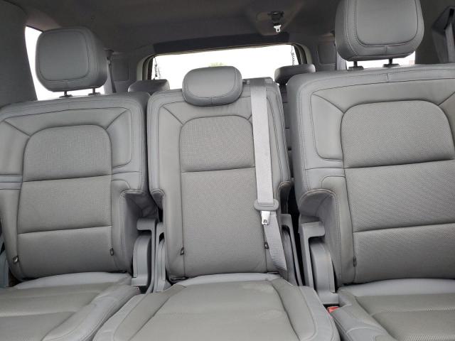 5LMJJ3LT4LEL11861 Lincoln Navigator L Reserve