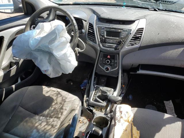 5NPDH4AE0GH743492 Hyundai ELANTRA SE