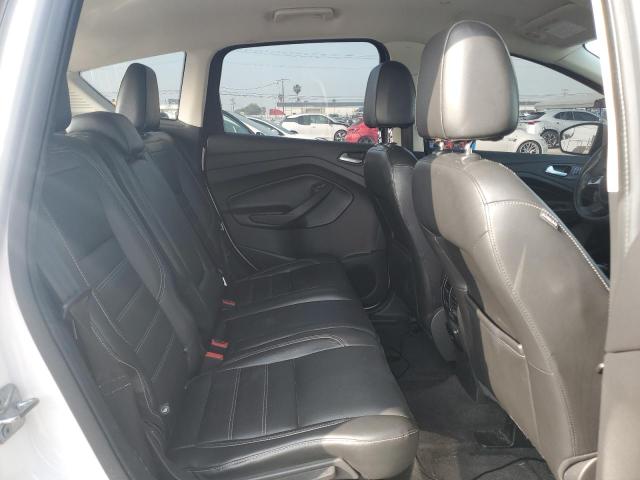 1FADP5EU9HL103827 Ford C-MAX SE
