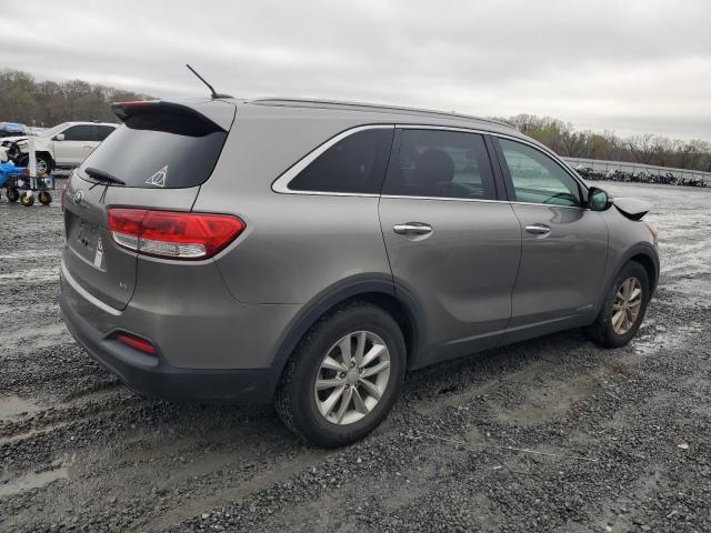 5XYPGDA53JG388994 KIA SORENTO LX