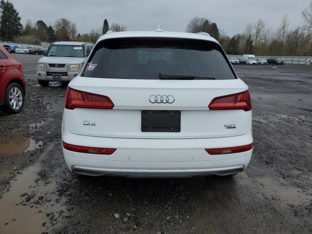 WA1BNAFY7J2112176 Audi Q5 Premium Plus